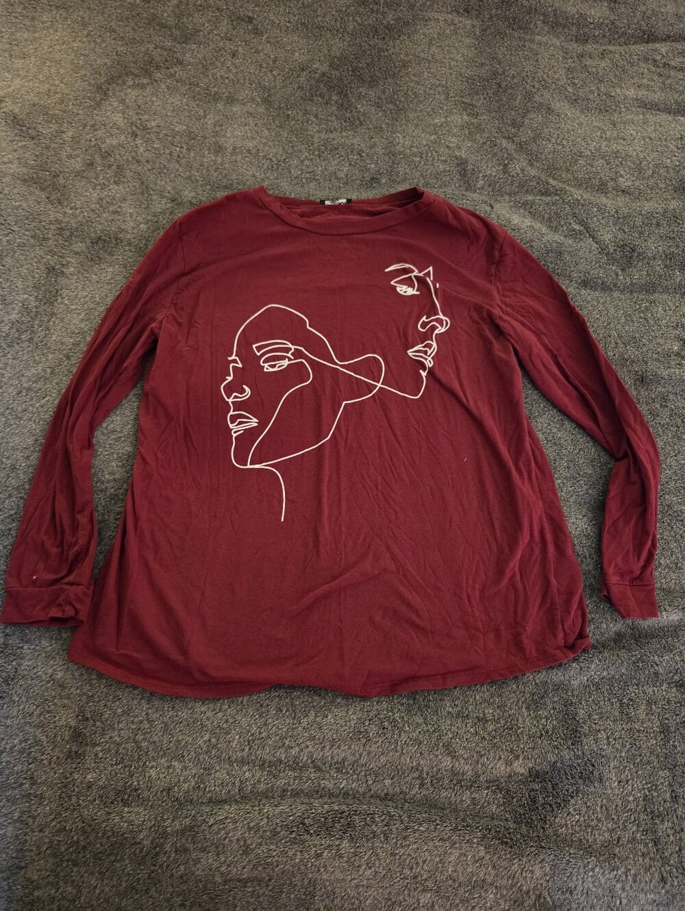 Graphic Long Sleeve Tee Size L